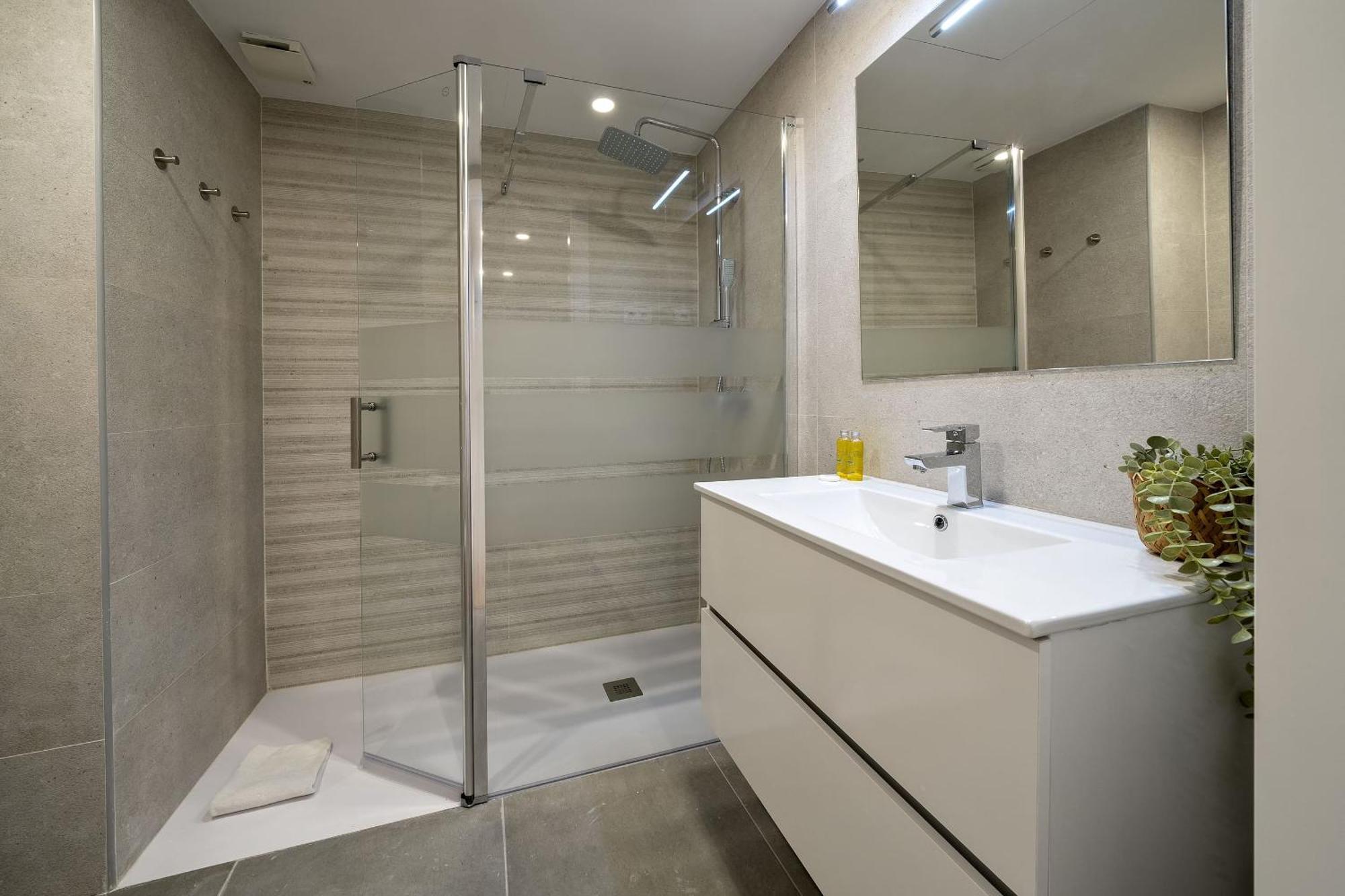 Habitat Apartments Teatre 略夫雷加特河畔奥斯皮塔莱特 外观 照片