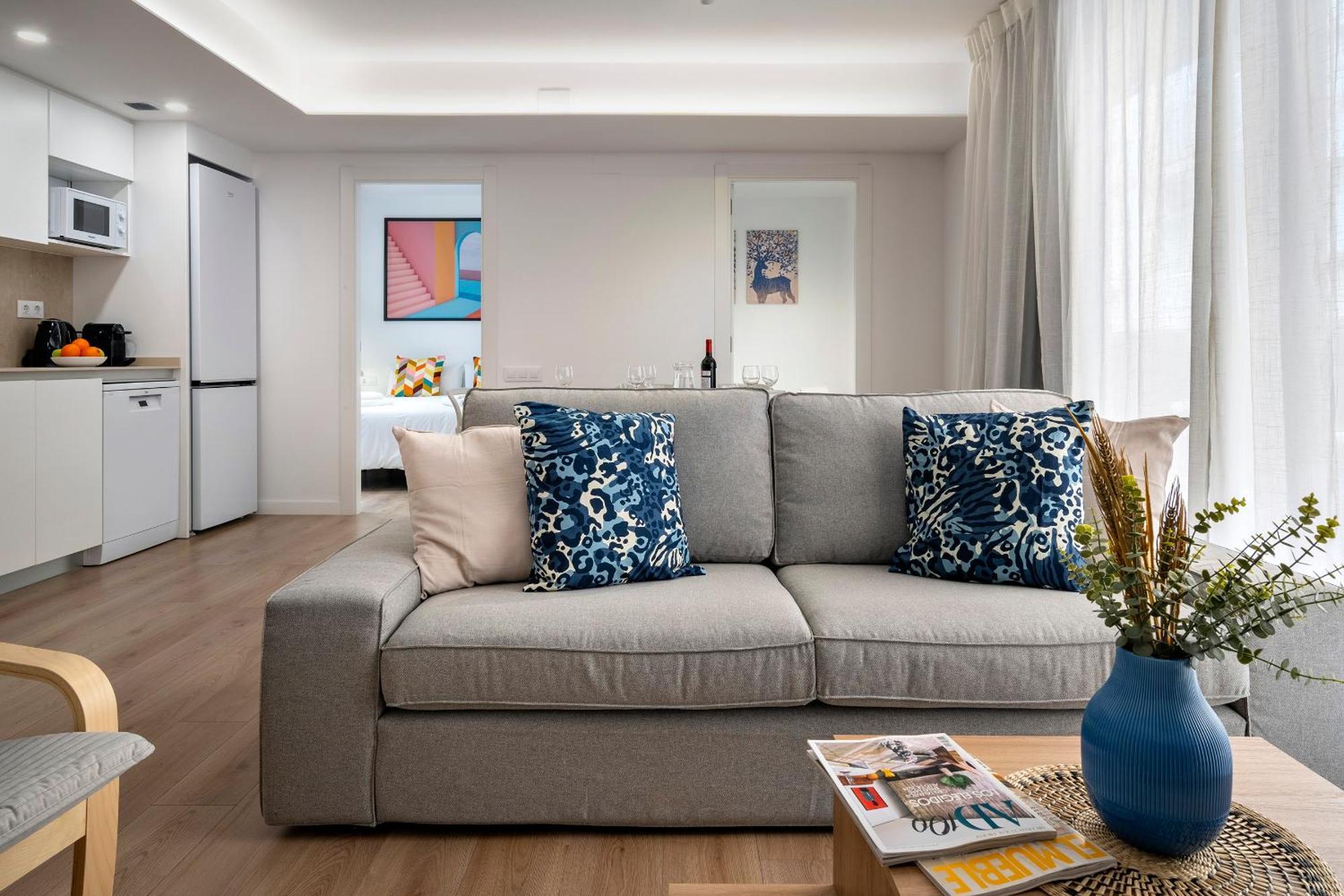 Habitat Apartments Teatre 略夫雷加特河畔奥斯皮塔莱特 外观 照片